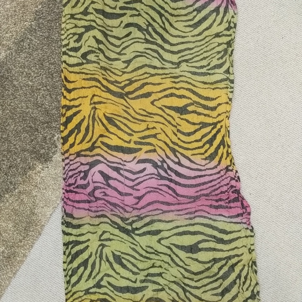 Multicolored Zebra Scarf - Picture 5 of 6